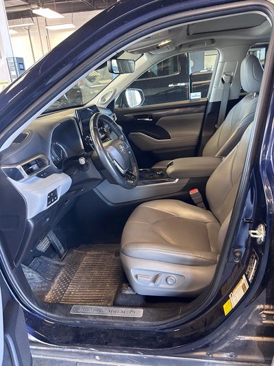 2022 Toyota Highlander Limited