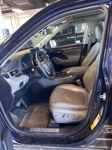 2022 Toyota Highlander Limited
