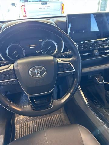 2022 Toyota Highlander Limited