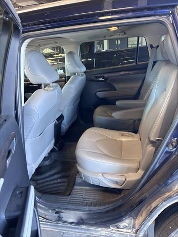 2022 Toyota Highlander Limited