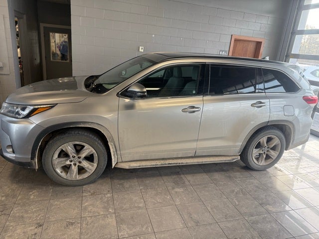 2017 Toyota Highlander Limited