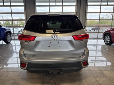 2017 Toyota Highlander Limited Platinum