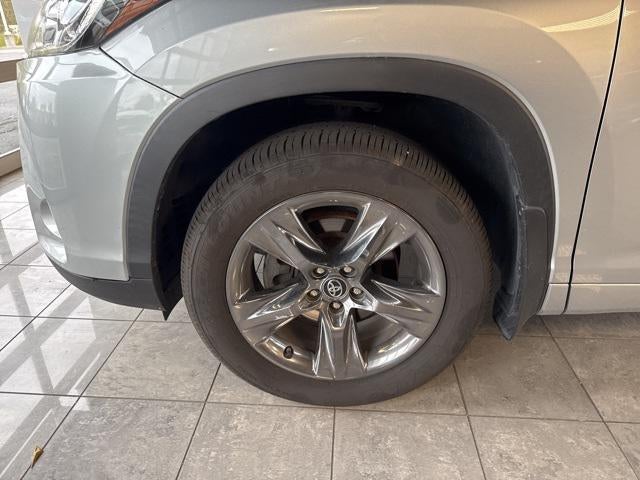 2017 Toyota Highlander Limited Platinum