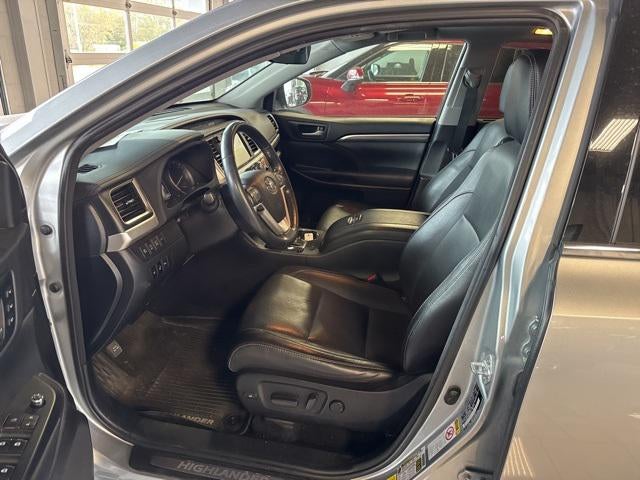 2017 Toyota Highlander Limited Platinum