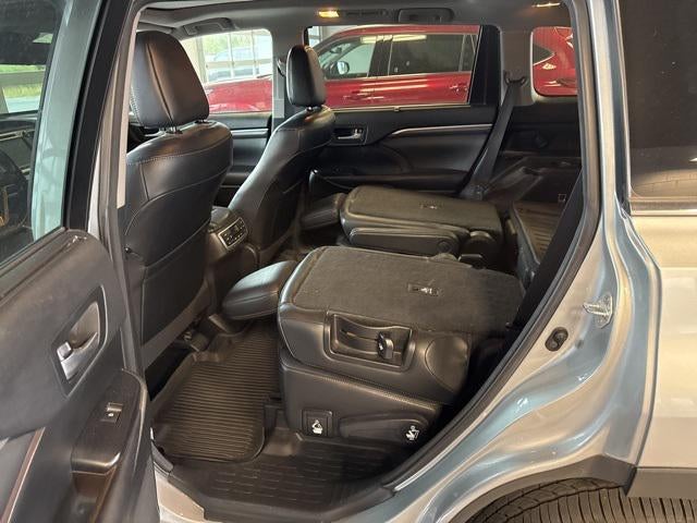 2017 Toyota Highlander Limited Platinum