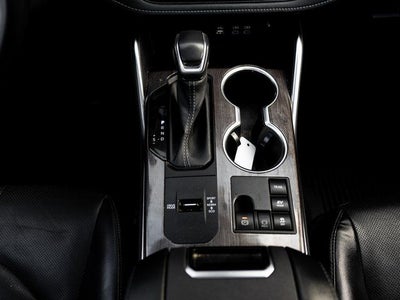 2023 Toyota Highlander Hybrid Platinum