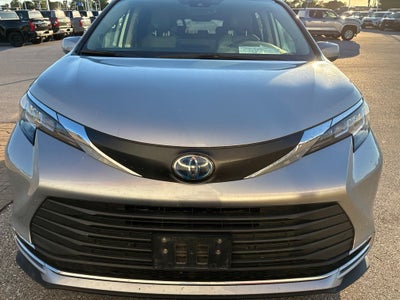 2021 Toyota Sienna XLE 7 Passenger