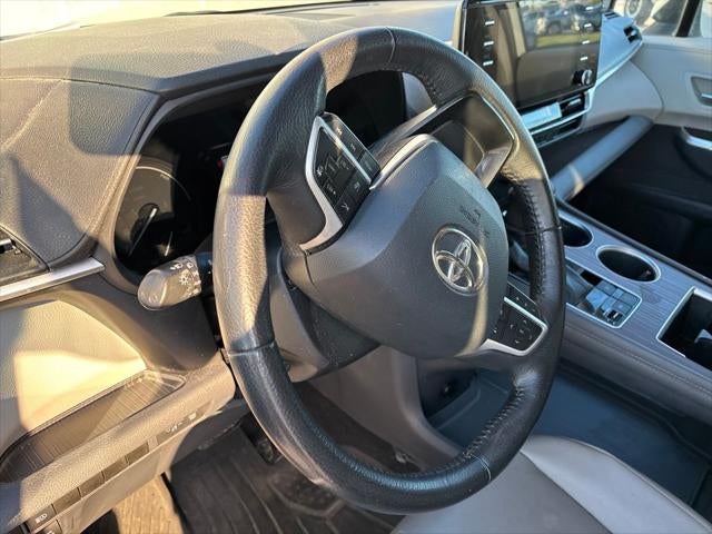2021 Toyota Sienna XLE 7 Passenger