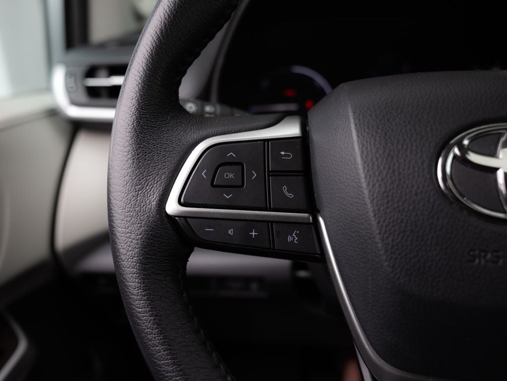 2024 Toyota Sienna XLE 8 Passenger