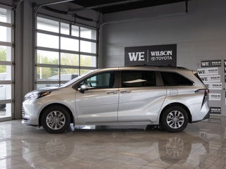 2024 Toyota Sienna XLE 8 Passenger