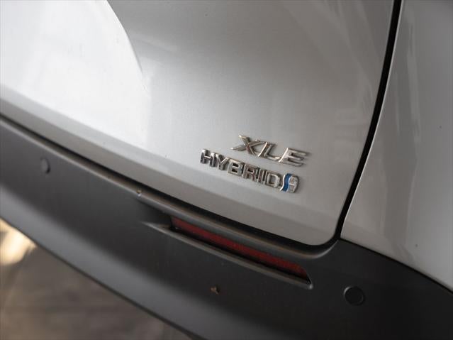 2024 Toyota Sienna XLE 8 Passenger