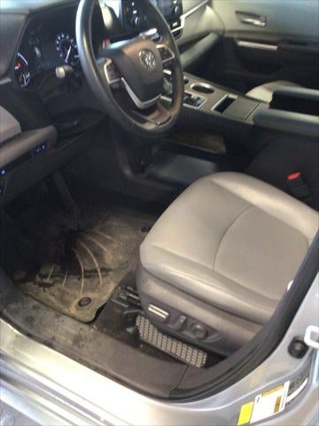 2021 Toyota Sienna XLE 8 Passenger