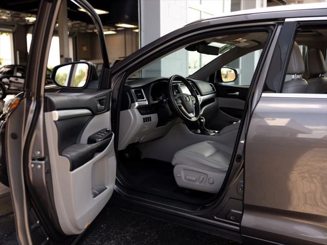 2017 Toyota Highlander XLE