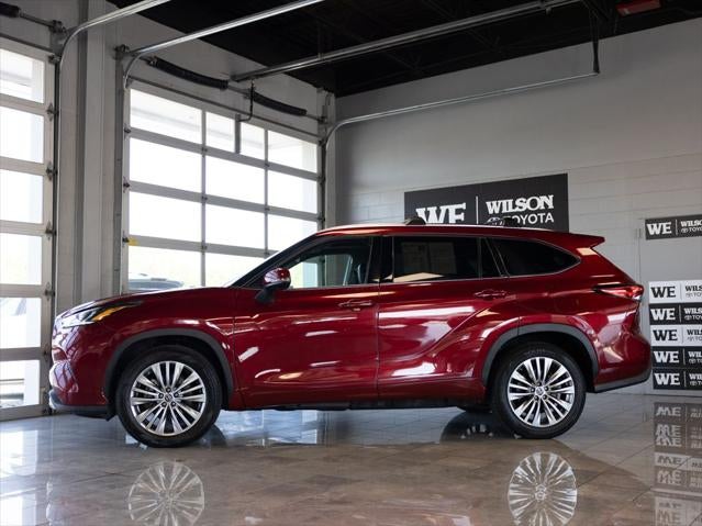 2023 Toyota Highlander Platinum