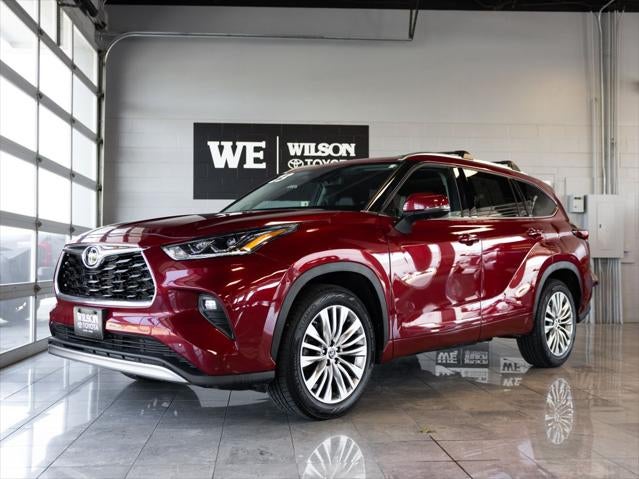 2023 Toyota Highlander Platinum
