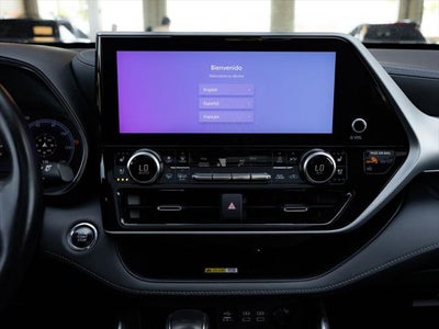 2023 Toyota Highlander Platinum