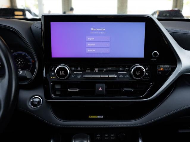 2023 Toyota Highlander Platinum