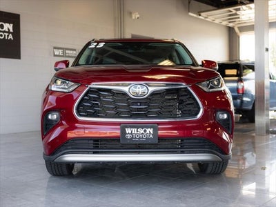 2023 Toyota Highlander Platinum