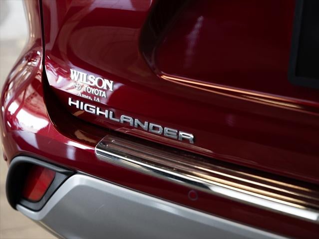 2023 Toyota Highlander Platinum