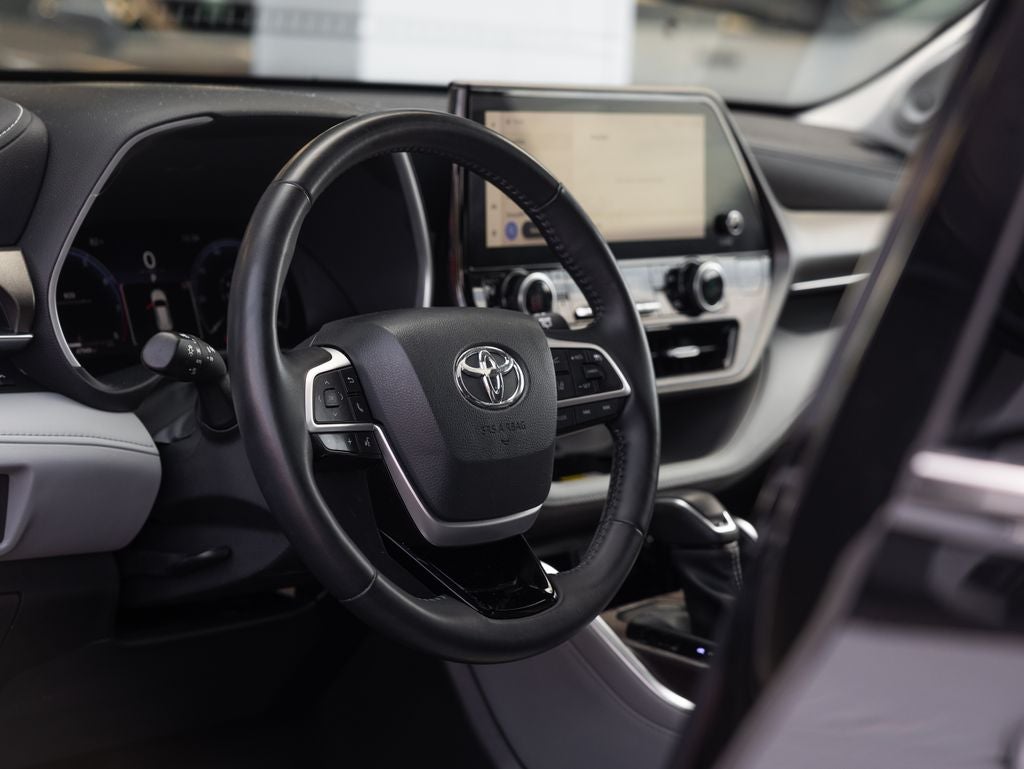 2023 Toyota Highlander Limited