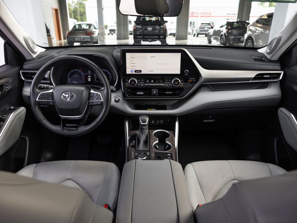 2023 Toyota Highlander Limited