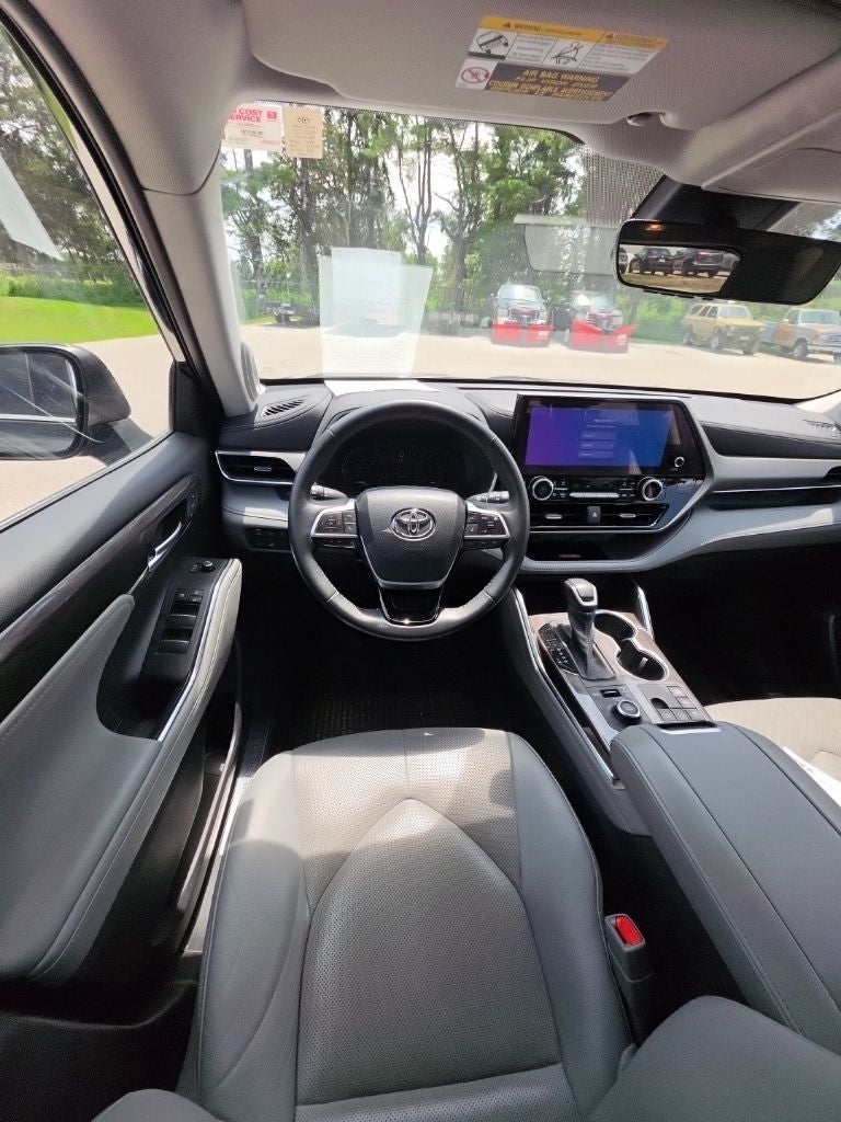 2023 Toyota Highlander Limited