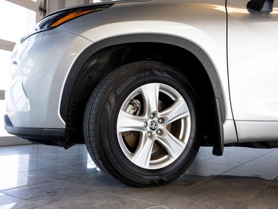 2024 Toyota Highlander LE