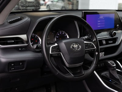 2023 Toyota Highlander XLE