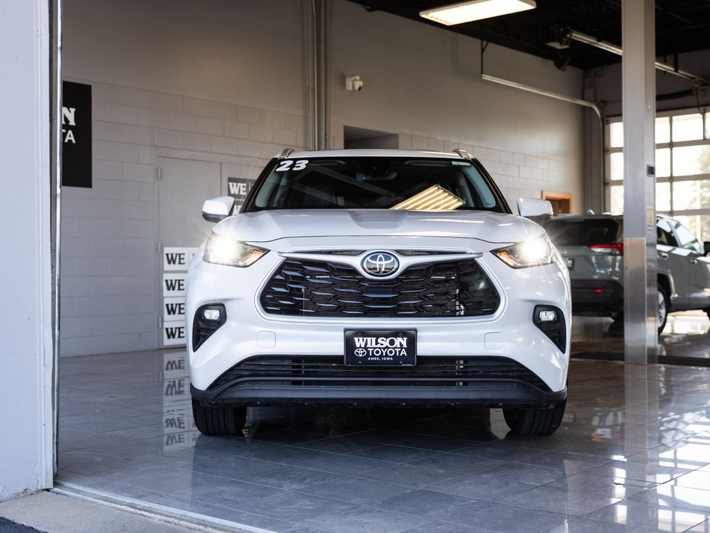2023 Toyota Highlander XLE