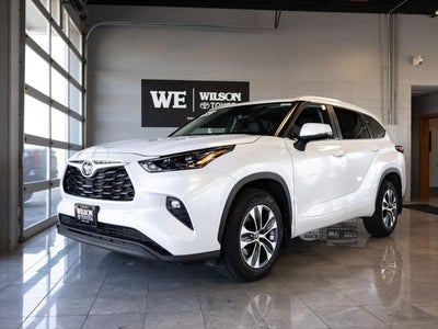 2023 Toyota Highlander XLE
