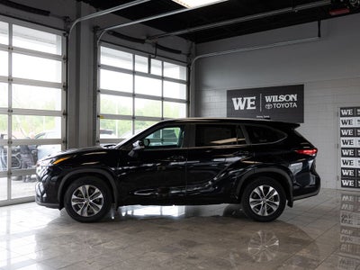 2023 Toyota Highlander XLE