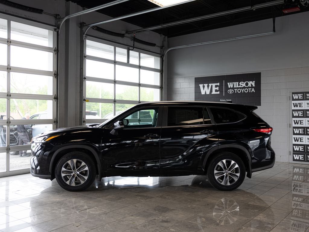2023 Toyota Highlander XLE