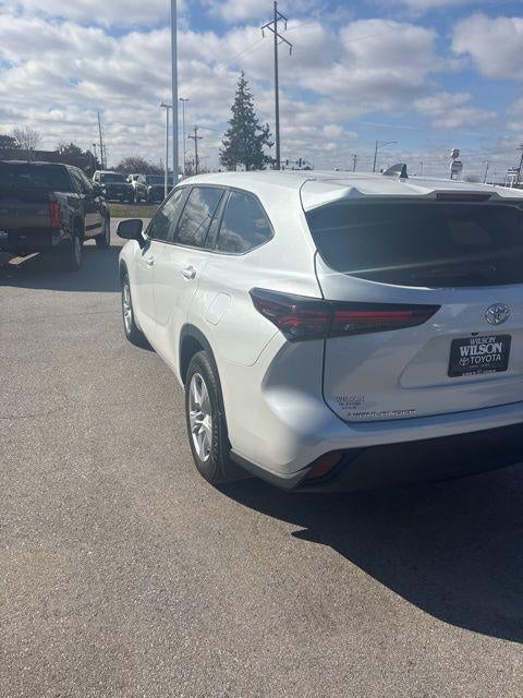 2024 Toyota Highlander LE