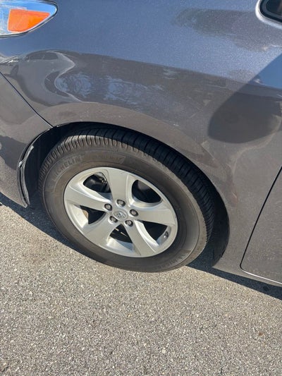 2015 Toyota Sienna LE 8 Passenger