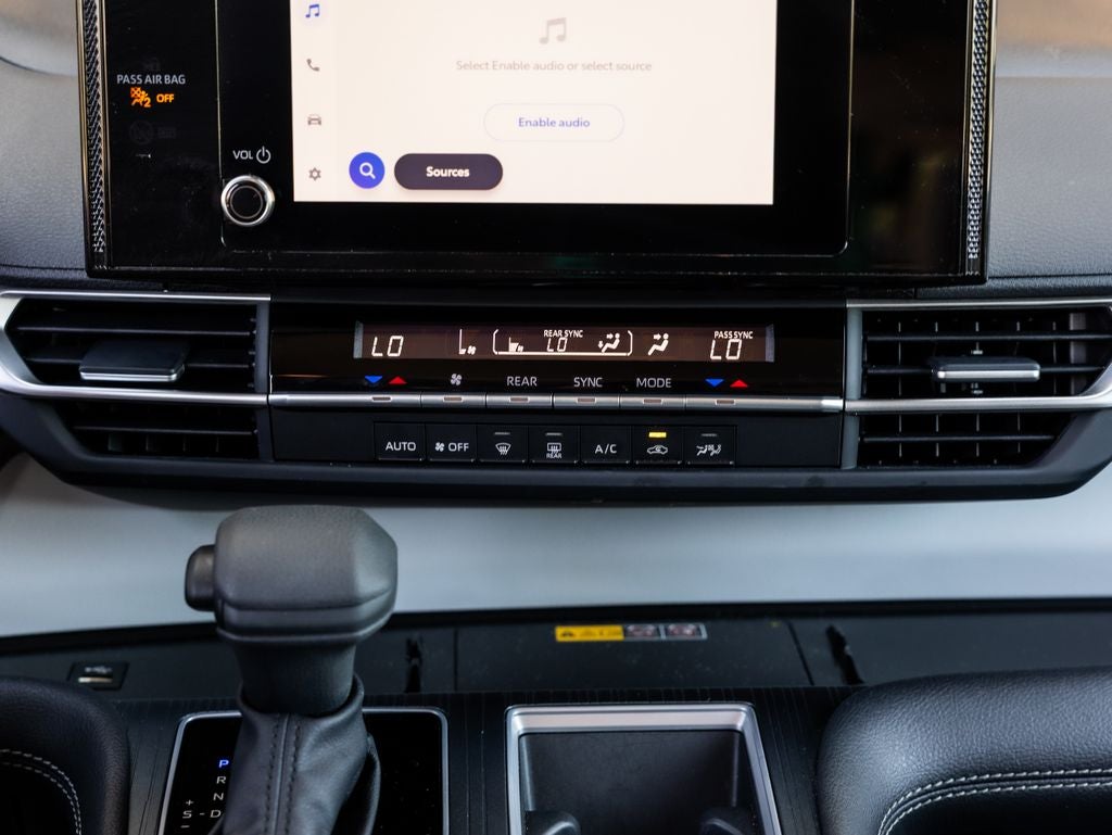 2026 Toyota Sienna LE 8 Passenger