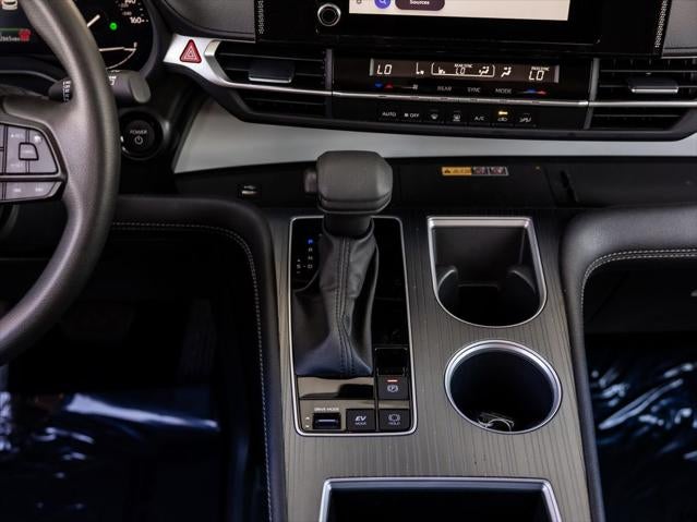 2026 Toyota Sienna LE 8 Passenger