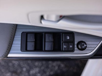 2026 Toyota Sienna LE 8 Passenger