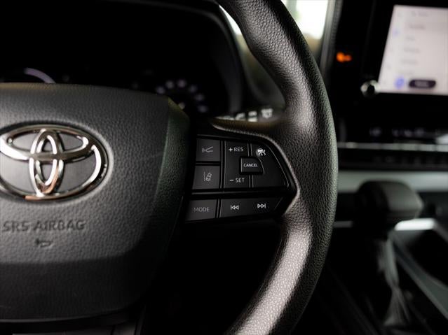 2026 Toyota Sienna LE 8 Passenger