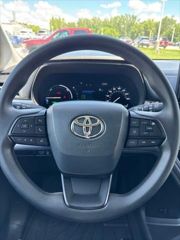 2026 Toyota Sienna LE 8 Passenger