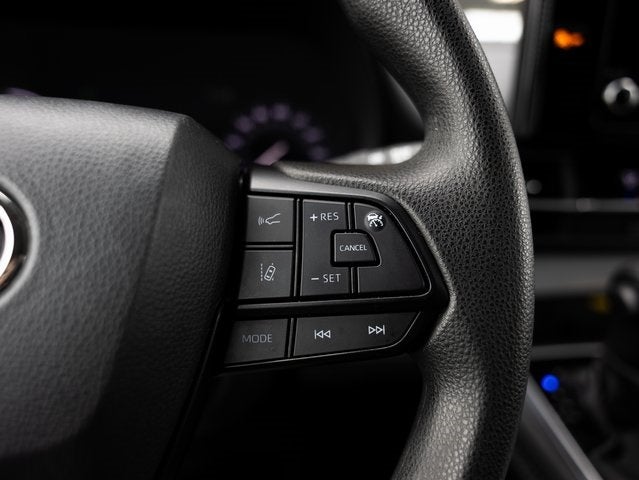 2025 Toyota Sienna LE 8 Passenger