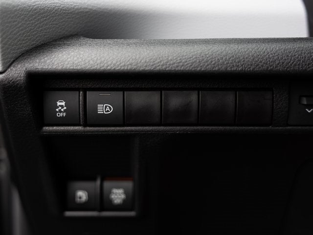 2025 Toyota Sienna LE 8 Passenger