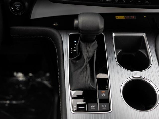 2025 Toyota Sienna LE 8 Passenger