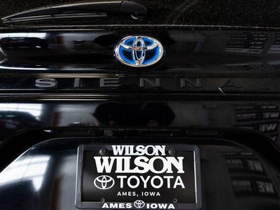 2025 Toyota Sienna LE 8 Passenger