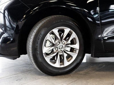 2025 Toyota Sienna LE 8 Passenger