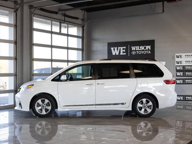 2020 Toyota Sienna LE 8 Passenger