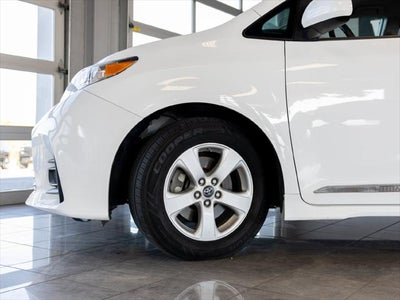 2020 Toyota Sienna LE 8 Passenger