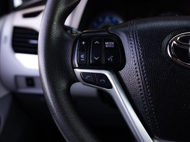 2020 Toyota Sienna LE 8 Passenger