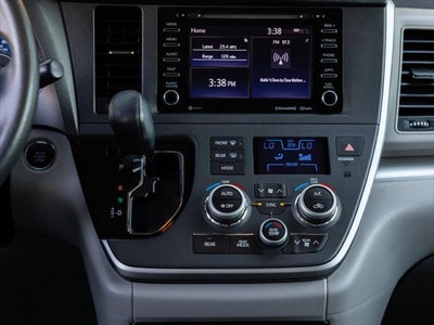 2020 Toyota Sienna LE 8 Passenger