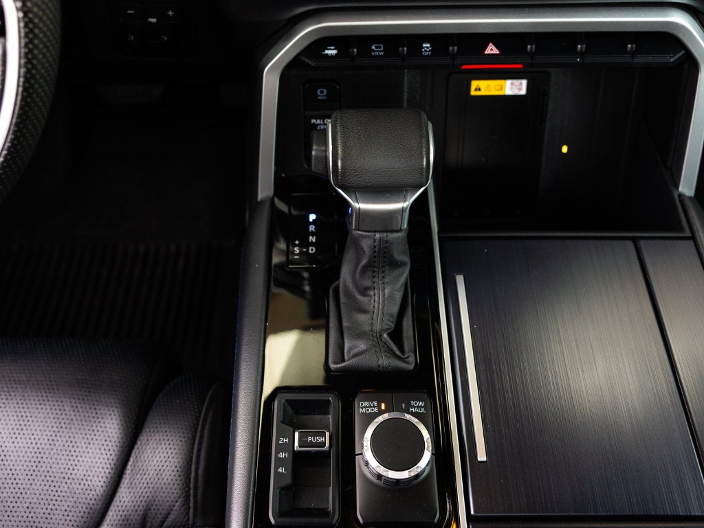 2024 Toyota Tundra Hybrid Platinum