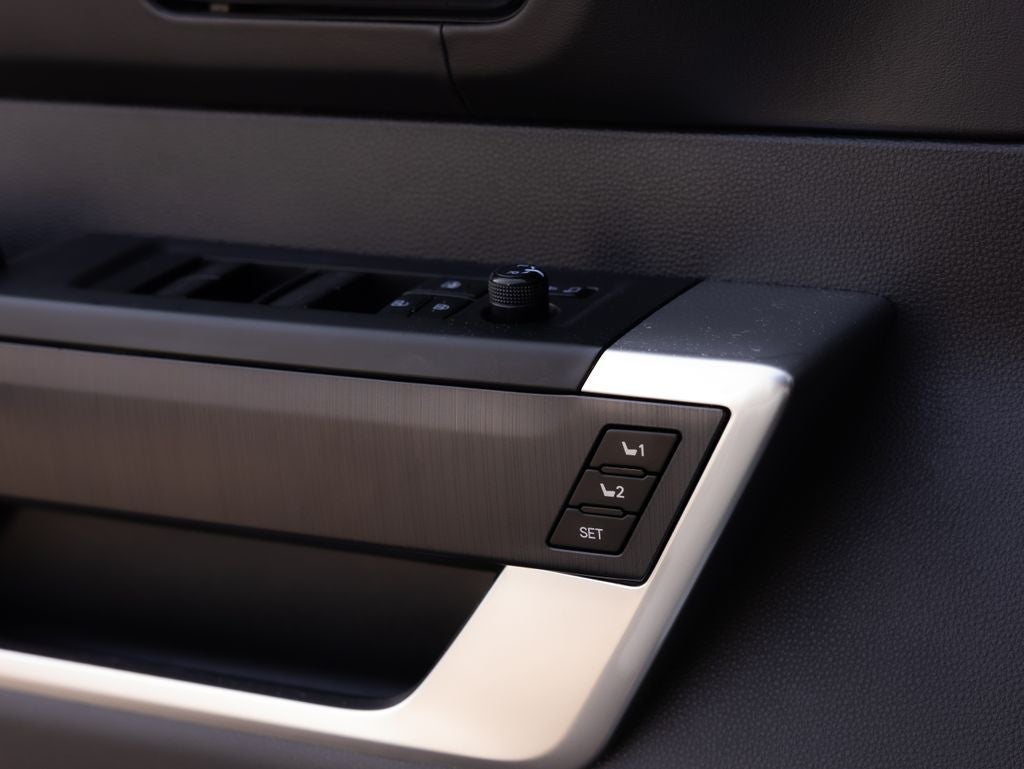 2025 Toyota Tundra Hybrid Platinum